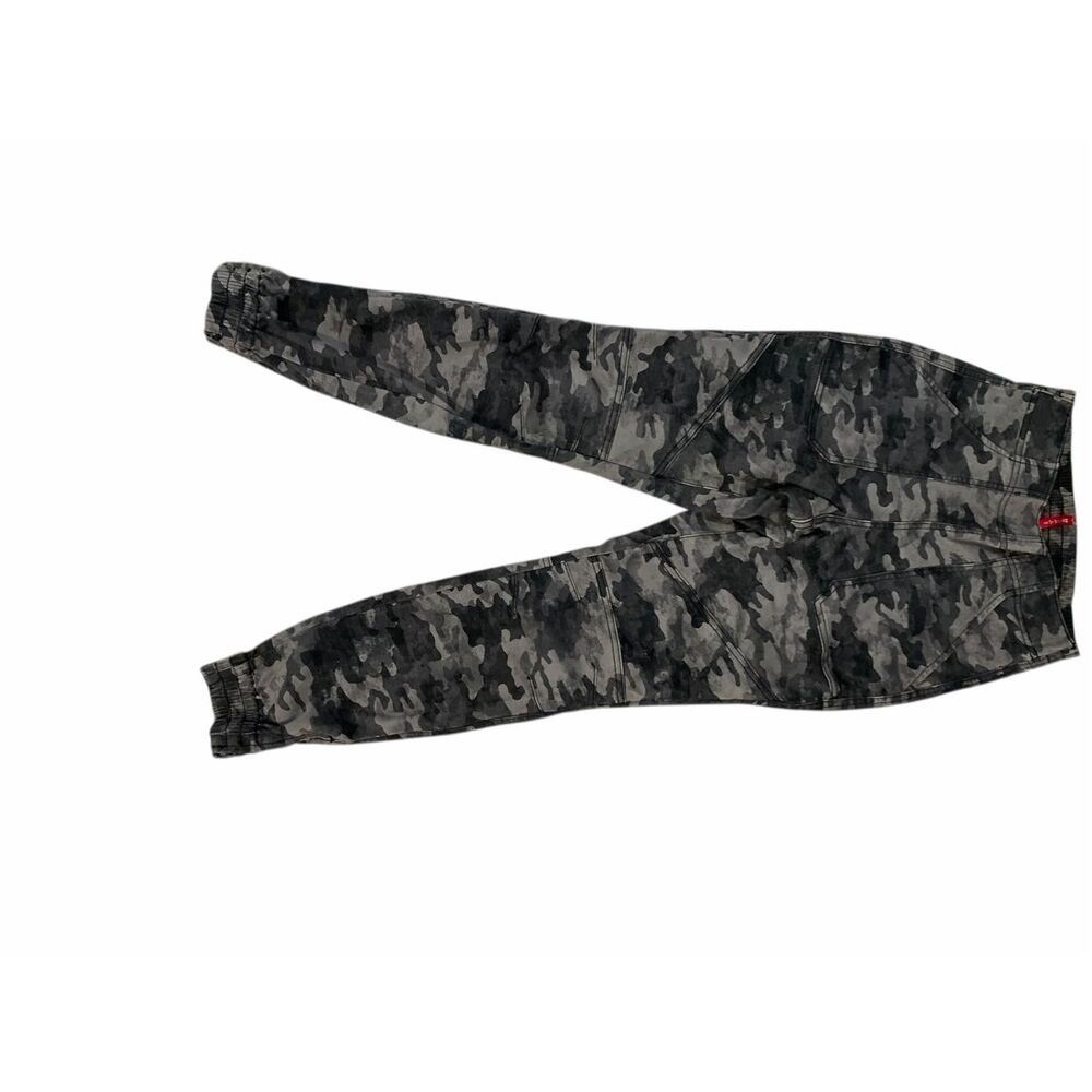 NWOT Spanx Stretch Twill Jogger Womens Size Small Camo Pants Blackwash Utility